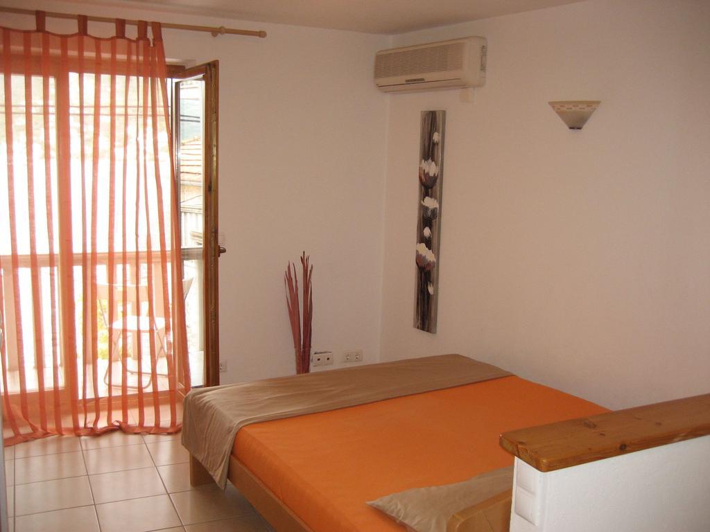 Apartment Aleksandar Tivat Bagian luar foto