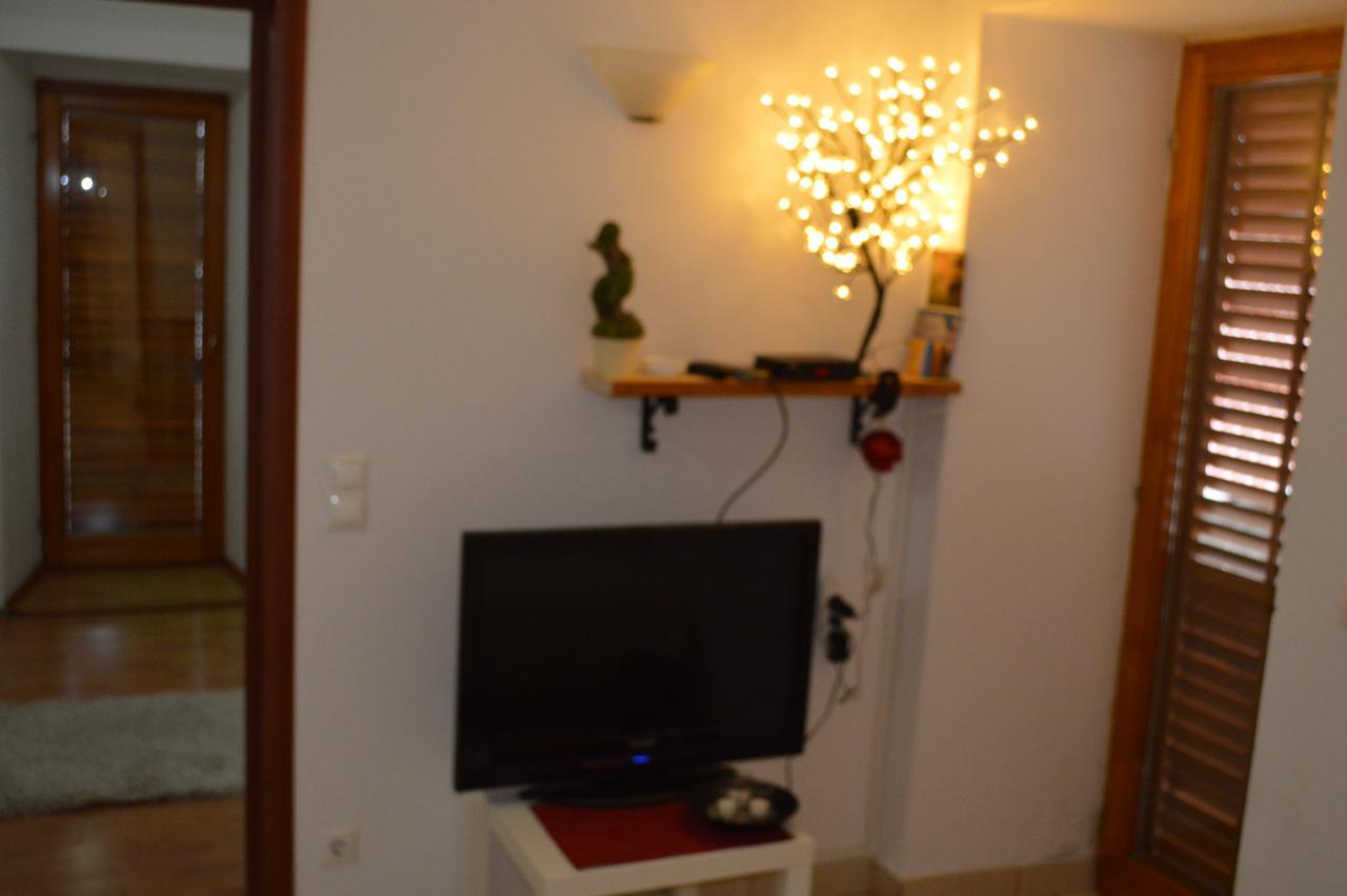 Apartment Aleksandar Tivat Bagian luar foto